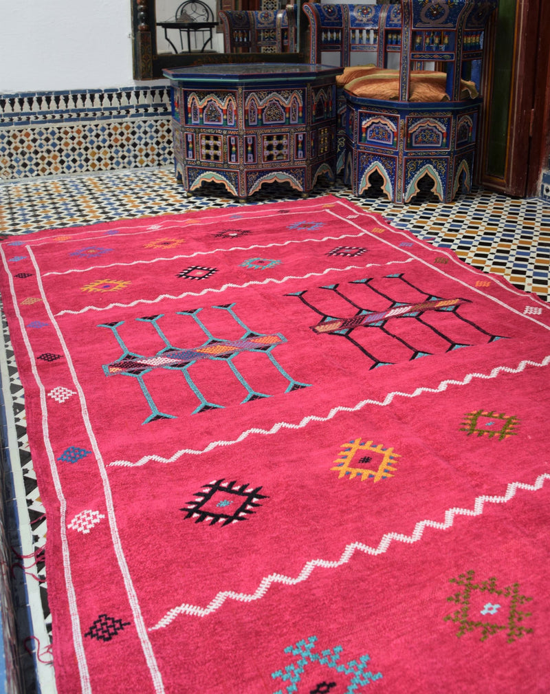 Stunning Pink Cactus Silk (Sabra) Rug